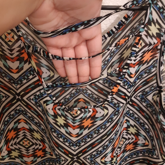 Tank top - Picture 3 of 4